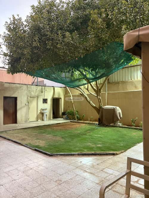 7 bedroom villa in Al Wadi 3