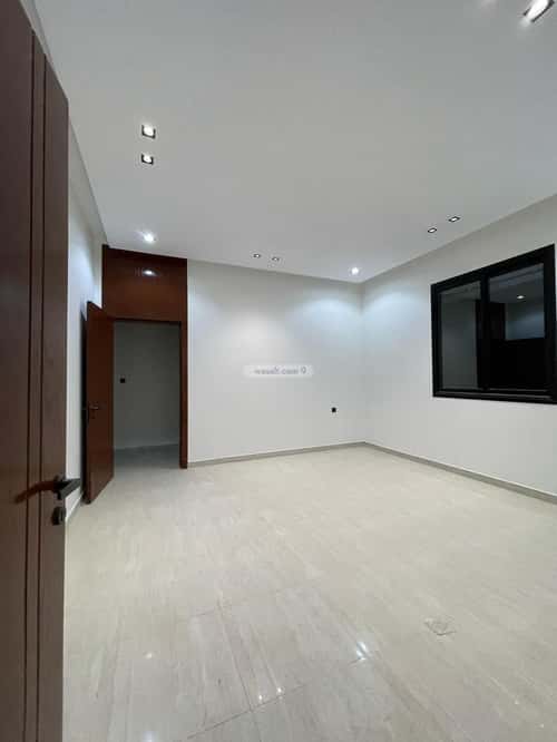 5 bedroom floor in Al Janadriyah 3