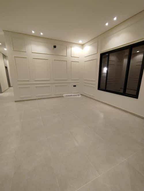5 bedroom floor in Al Janadriyah 2