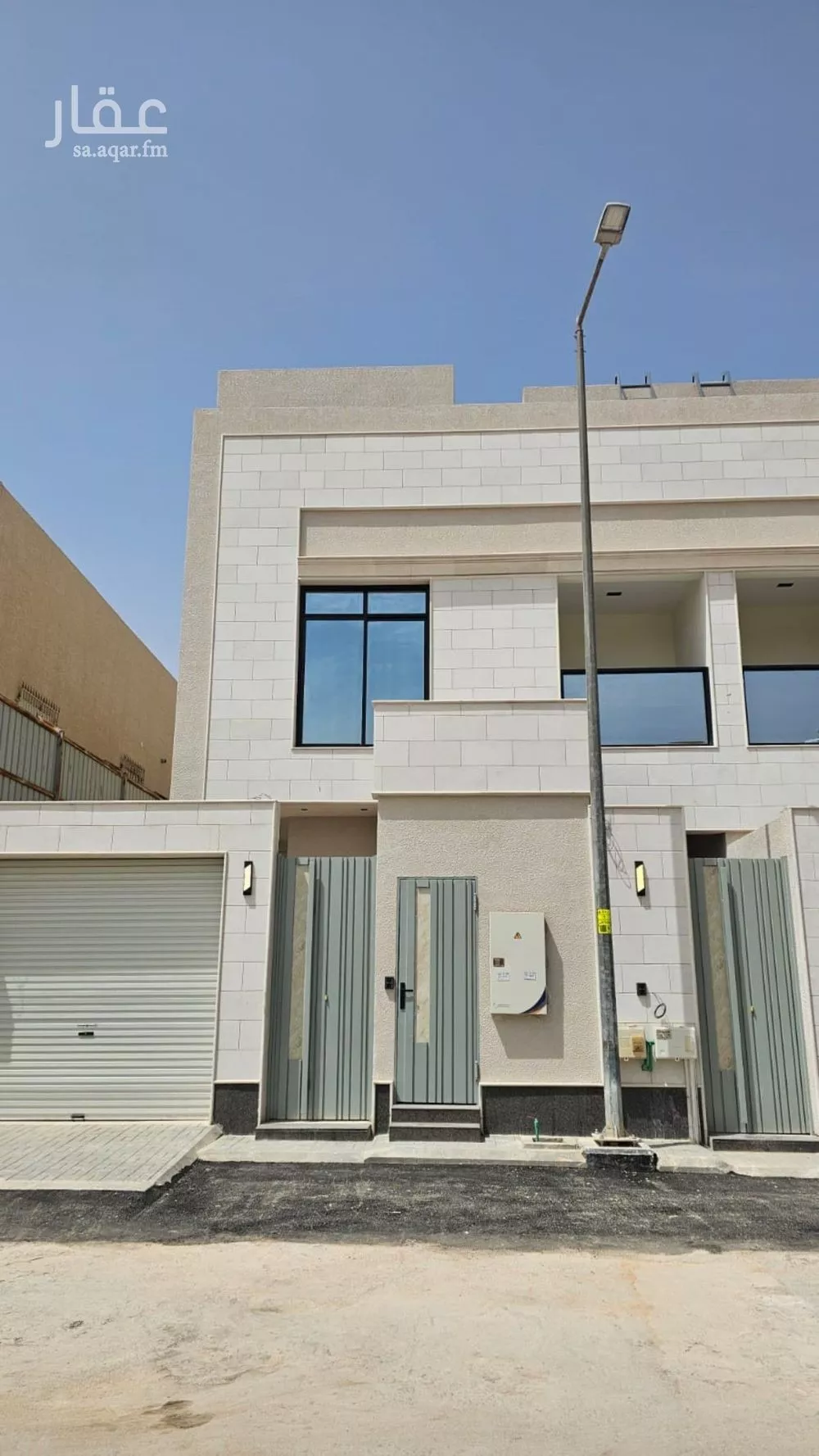 فيلا 5 غرف في الخليج 1