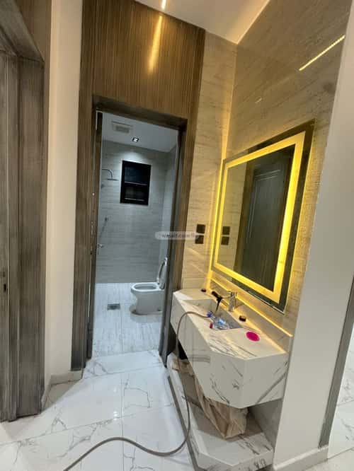 4 bedroom floor in Al Janadriyah 5