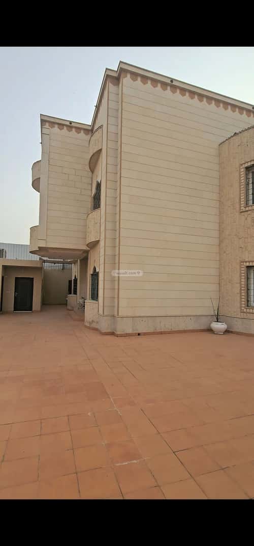 9 bedroom villa in Al Rawdah 1