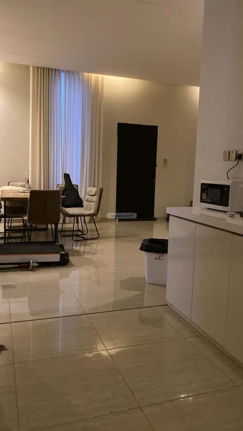 3 bedroom floor in Ar Rafiah 1