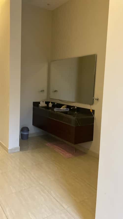 3 bedroom floor in Ar Rafiah 2