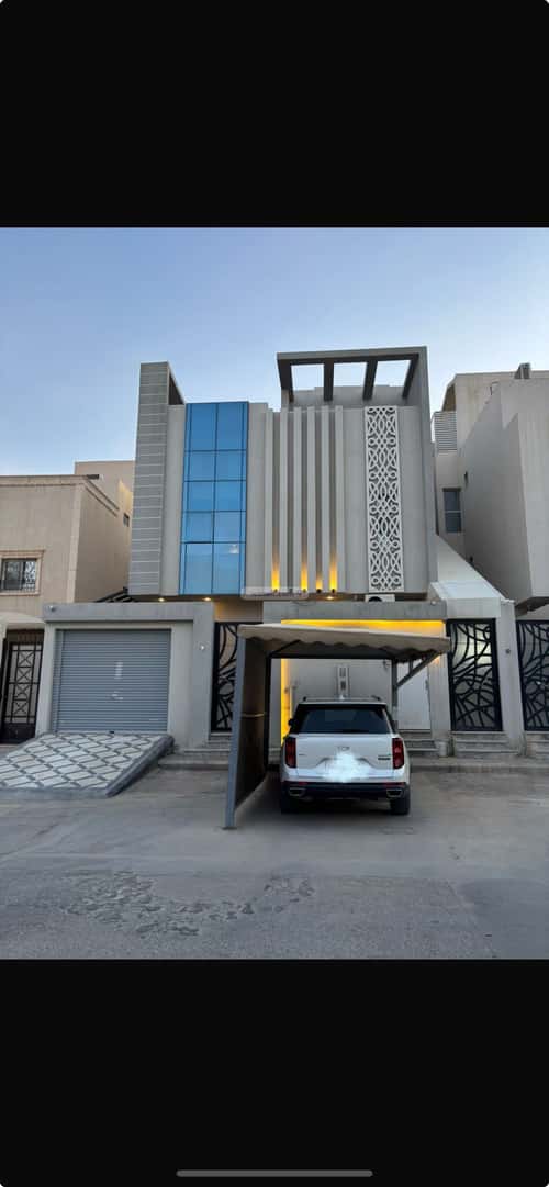 4 bedroom villa in Al Malqa 4