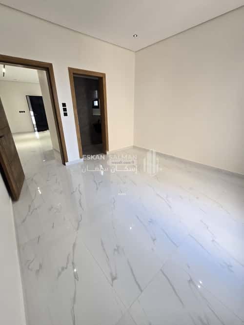 4 bedroom floor in Al Rimal 2