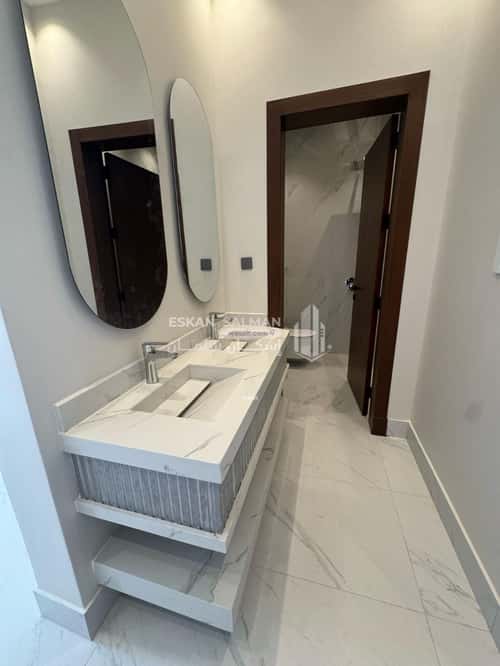 5 bedroom floor in Tuwaiq 4
