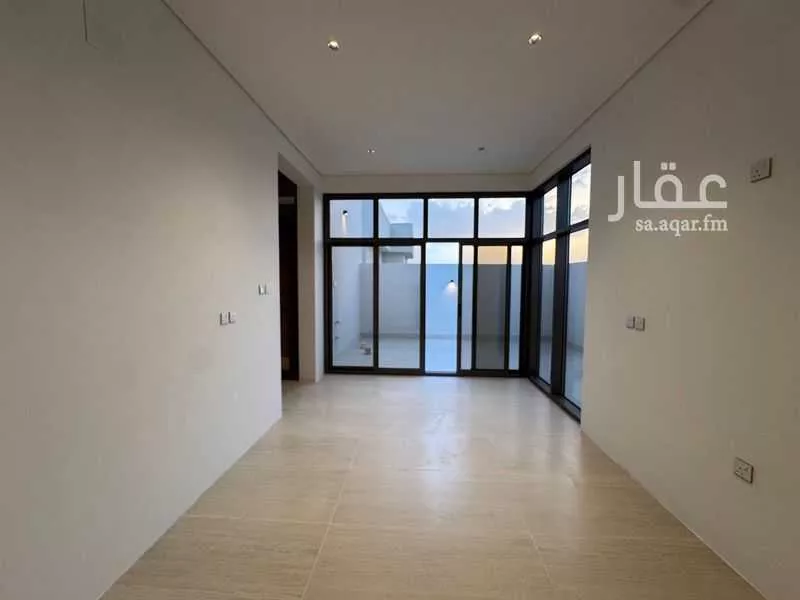 فيلا 4 غرف في النرجس 21