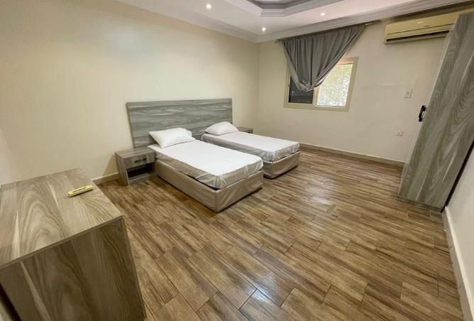 1 bedroom apartment in Al Rawdah 3