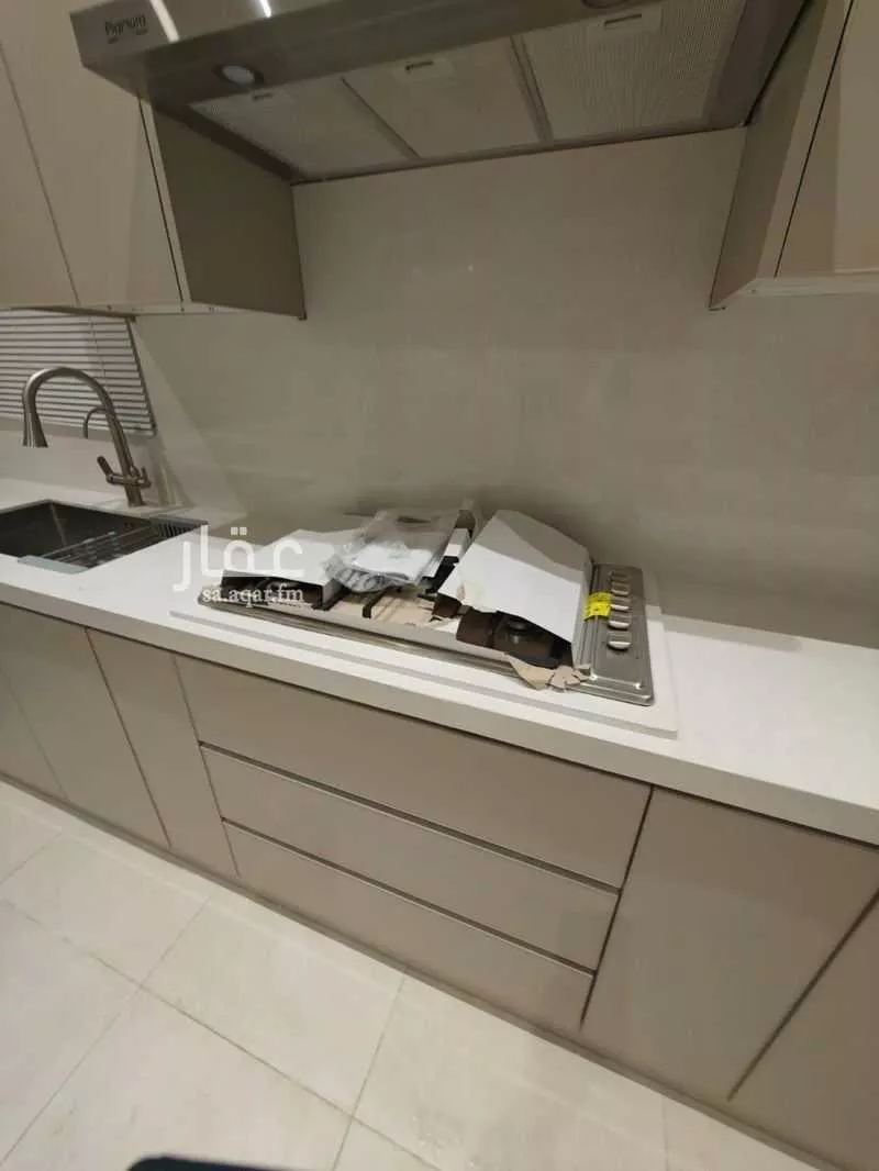 شقة 4 غرف في النخيل 2