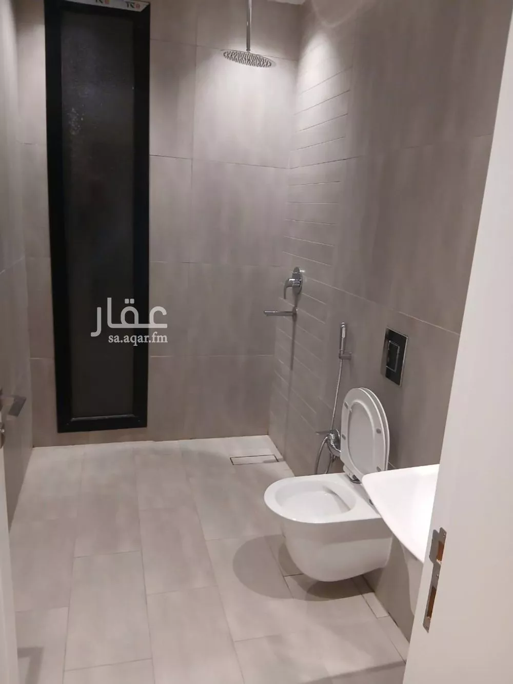 شقة 3 غرف في الملقا 3
