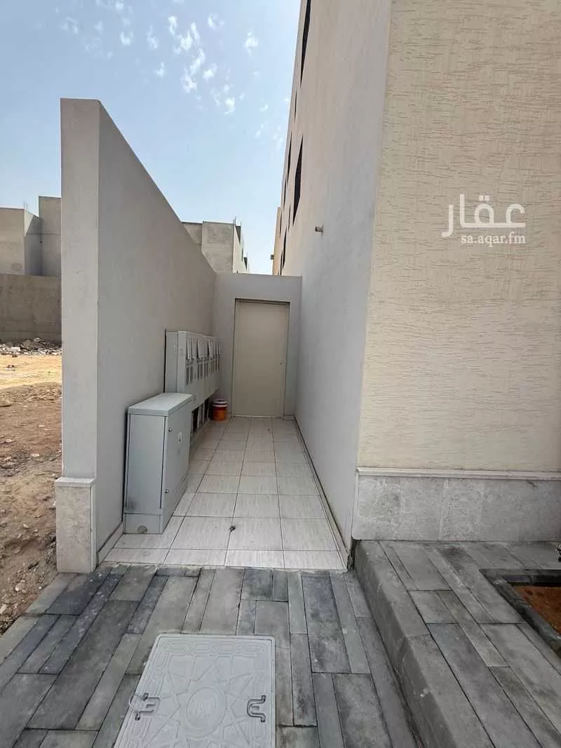 5 bedroom apartment in Dhahrat Laban 13