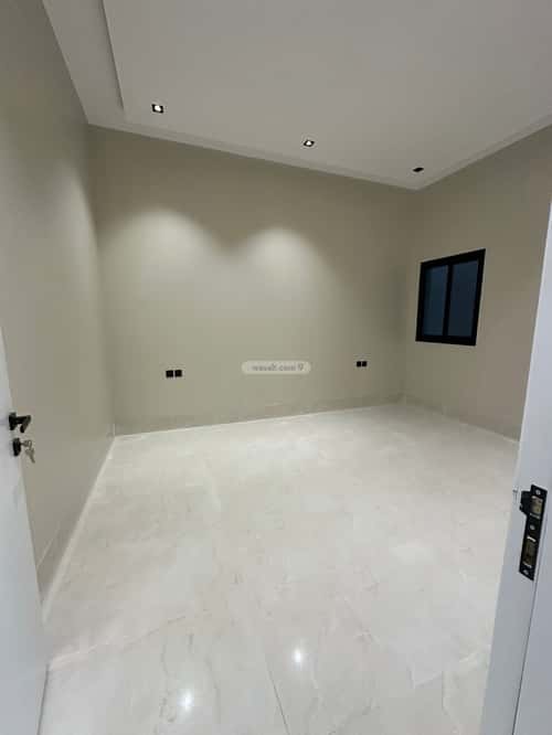 3 bedroom floor in Al Janadriyah 5