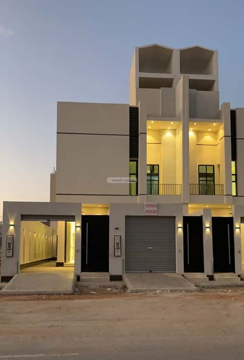 3 bedroom floor in Al Janadriyah 6