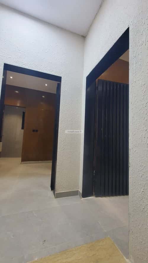 5 bedroom floor in Al Janadriyah 6