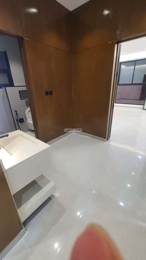 5 bedroom floor in Al Janadriyah 11