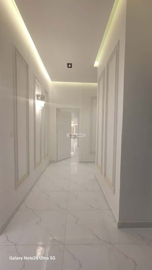 3 bedroom apartment in Al Janadriyah 2
