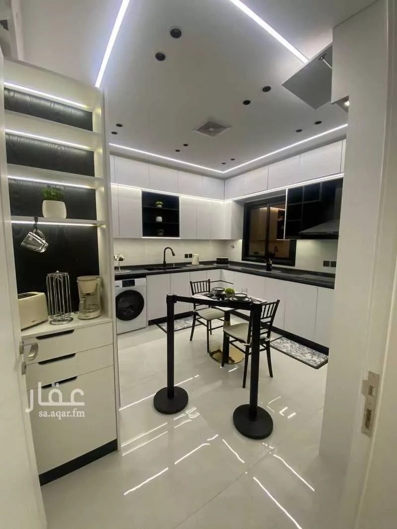 4 bedroom apartment in Shawran 6