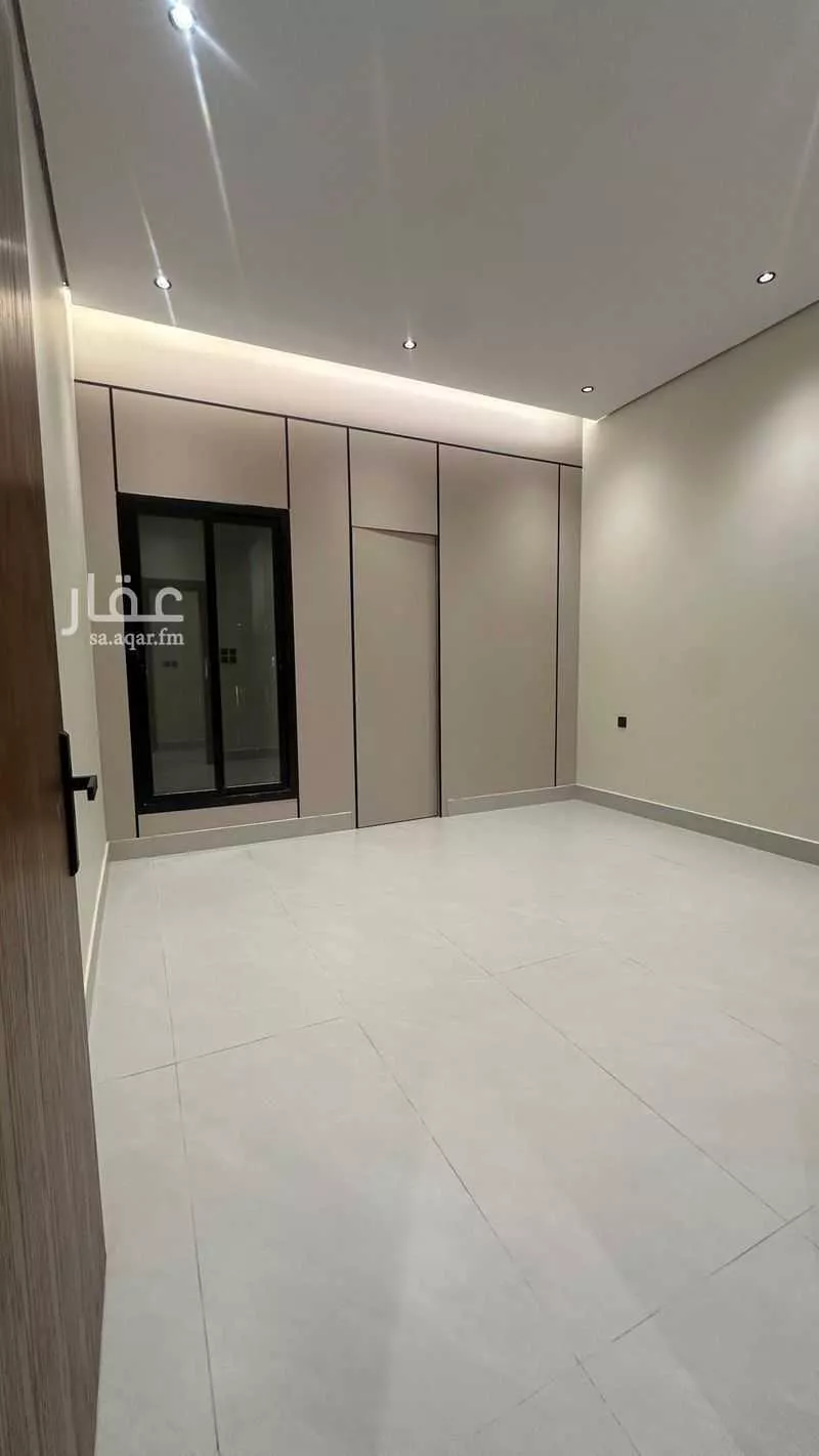 7 bedroom floor in Al Janadriyah 5