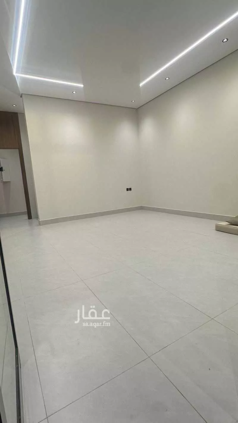 7 bedroom floor in Al Janadriyah 9