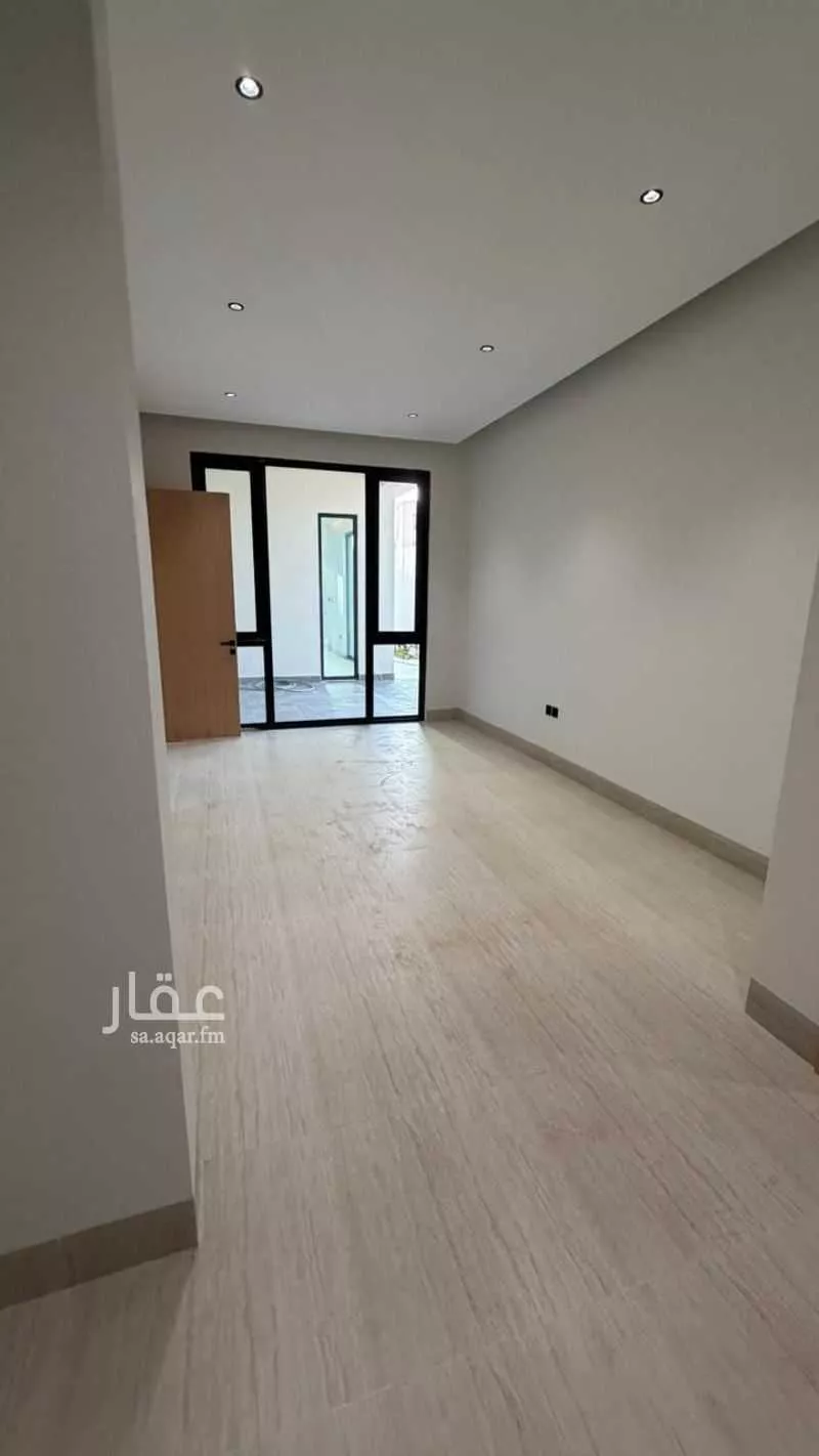 3 bedroom floor in Al Rabwa 12
