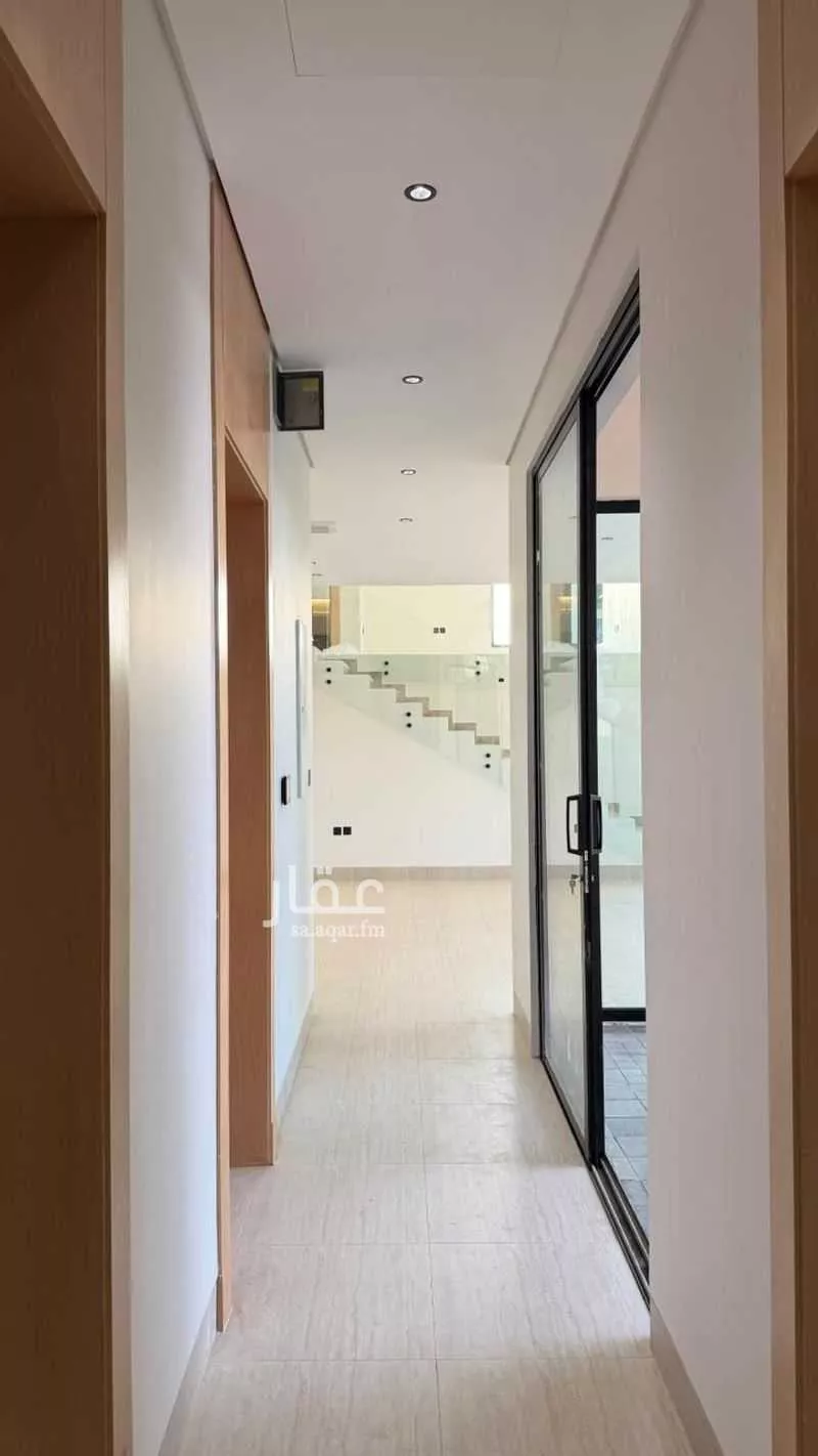 3 bedroom floor in Al Rabwa 16