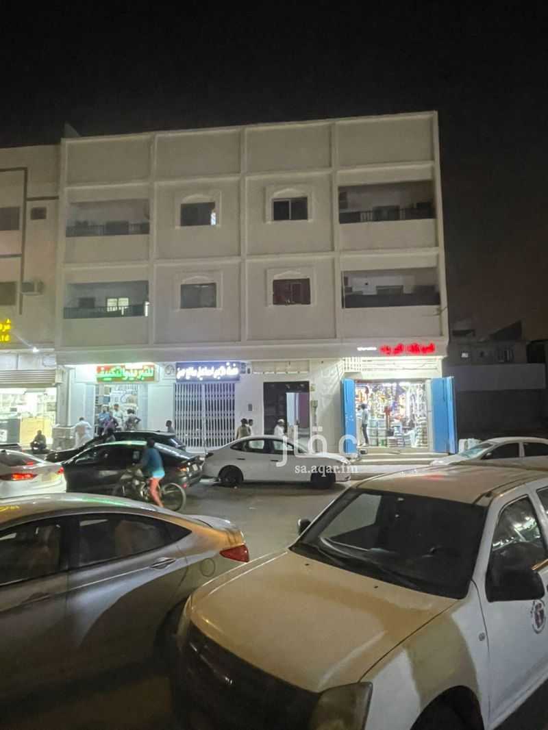 35 bedroom building in Manfuhah Al Jadidah, Riyadh