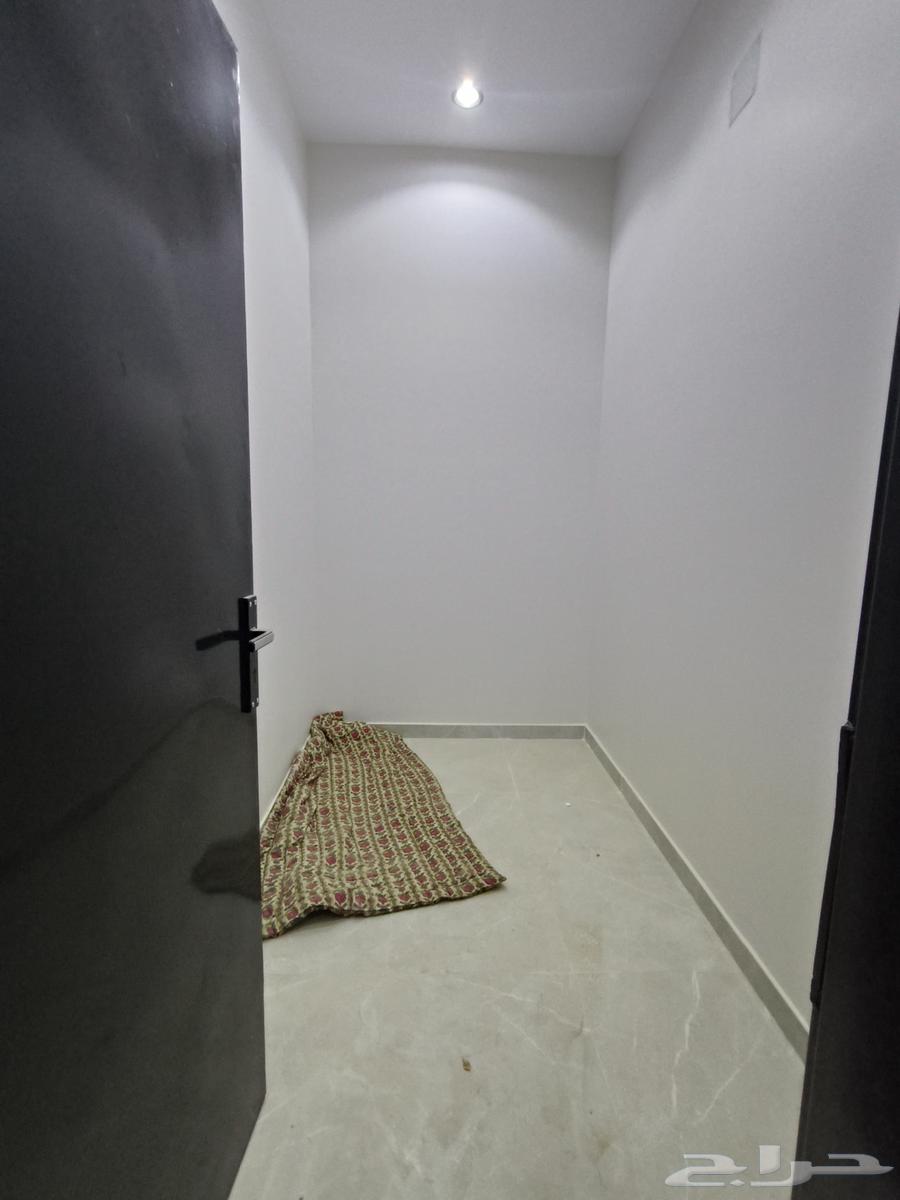 8 bedroom villa in Tuwaiq 3