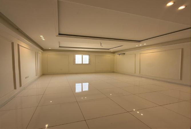 5 bedroom apartment in Al Safa 2