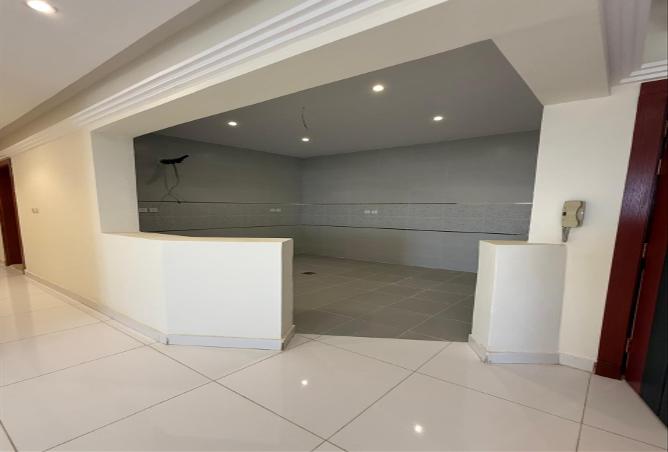 5 bedroom apartment in Al Safa 3