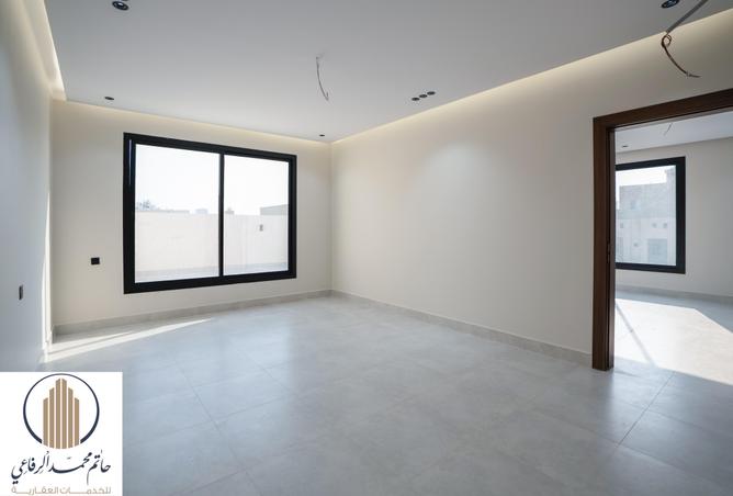 شقة 4 غرف في Ar Rawdah 3