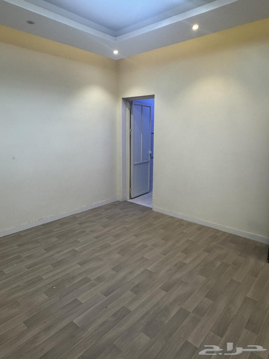 شقة  في الحرازات 2