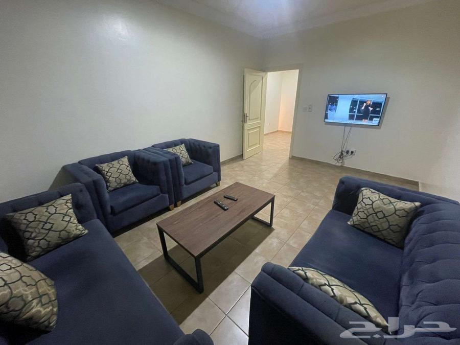 شقة 1 غرف في النزهة 4