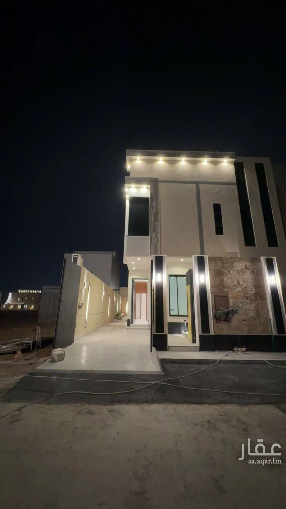 فيلا 6 غرف في الرمال 1