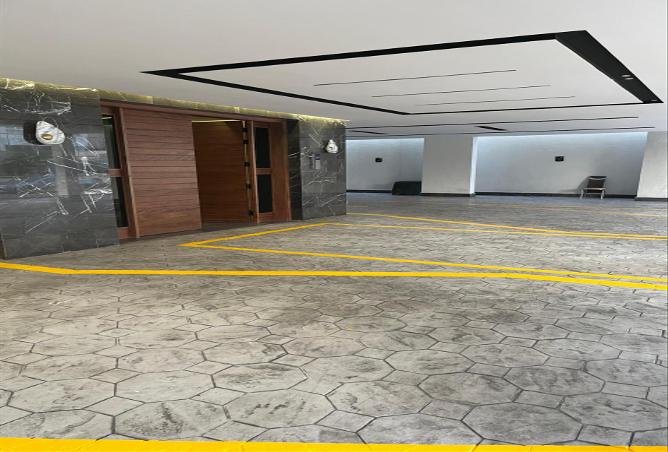 5 bedroom apartment in Al Naeem 3