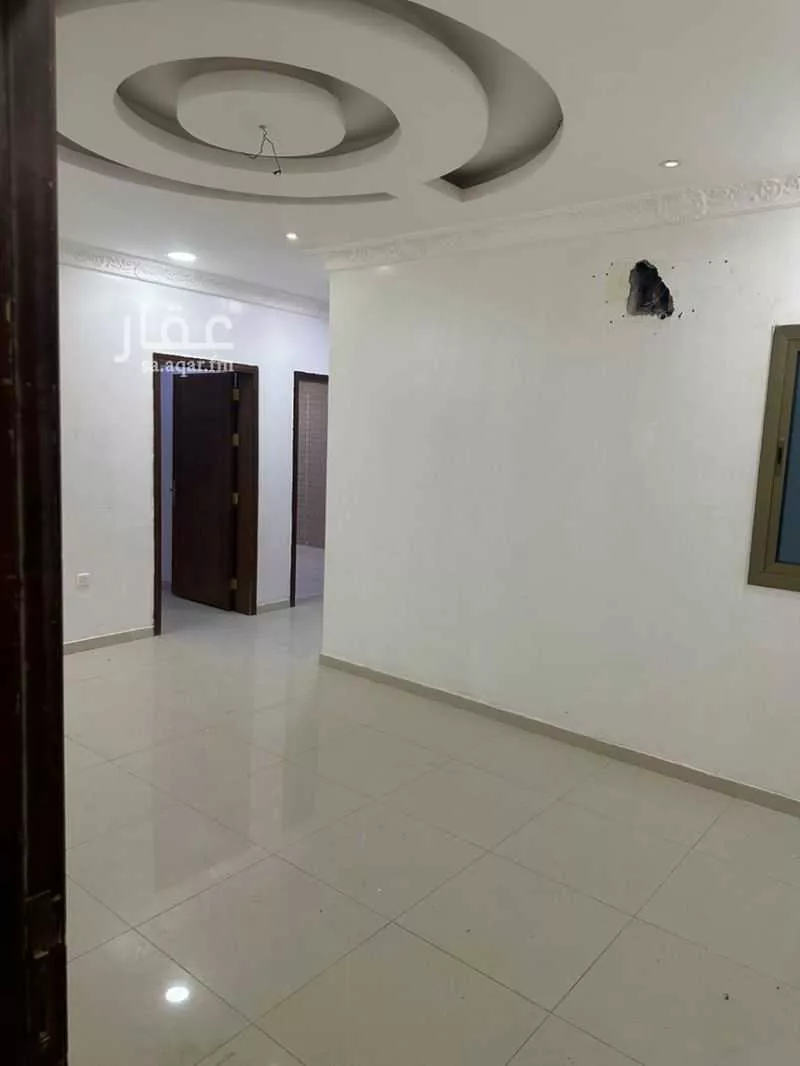 5 bedroom apartment in Dahiat King Fahd 1
