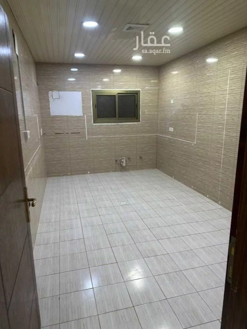 5 bedroom apartment in Dahiat King Fahd 5