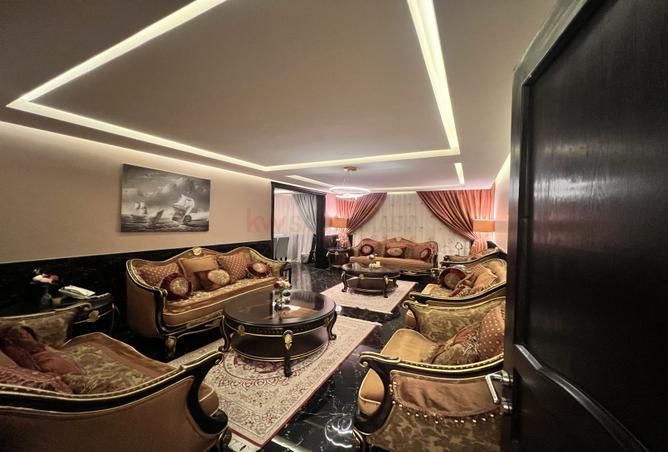 6 bedroom apartment in Al Salamah 2