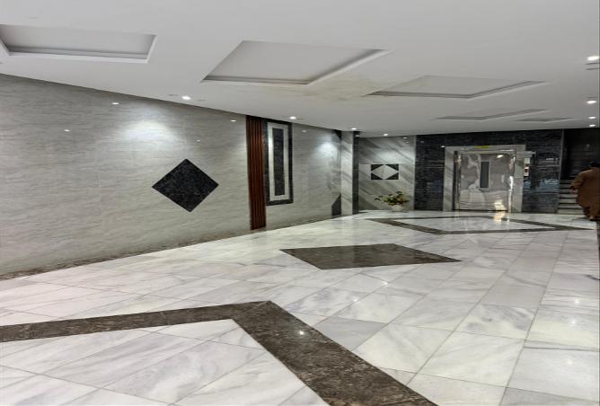 5 bedroom apartment in Al Safa 3
