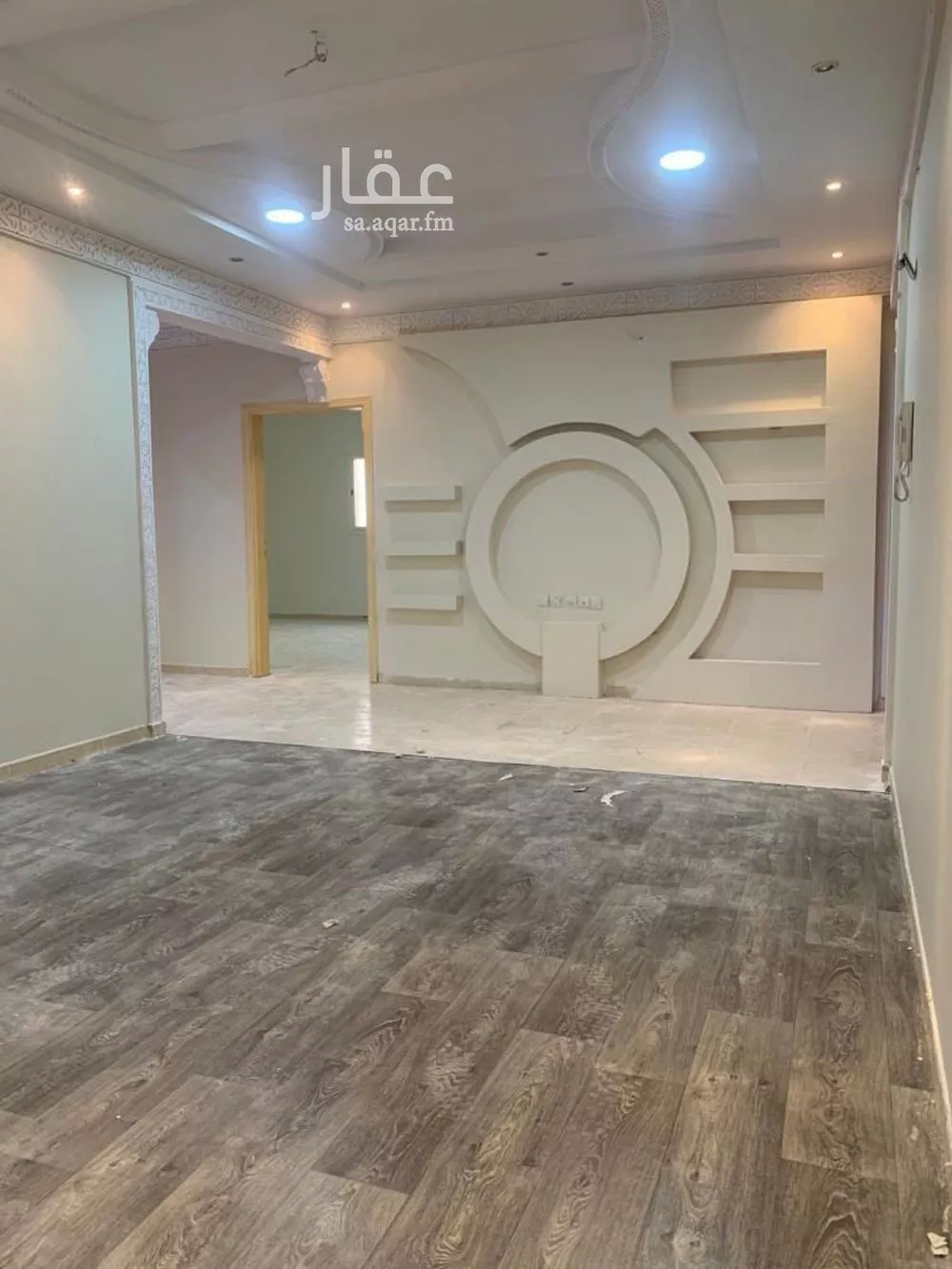 3 bedroom floor in Al Munsiyah 5