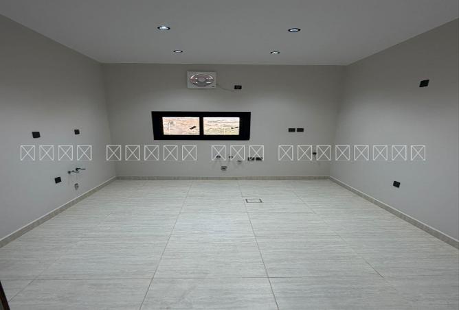 4 bedroom apartment in Umm Asalam 3