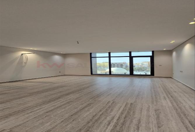 3 bedroom apartment in Al Zahra 2