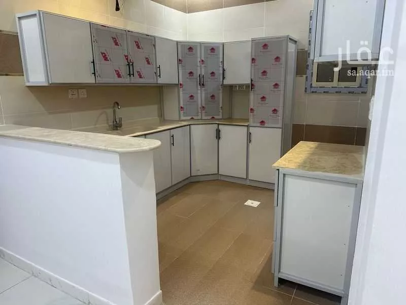 1 bedroom floor in Al Falah 4