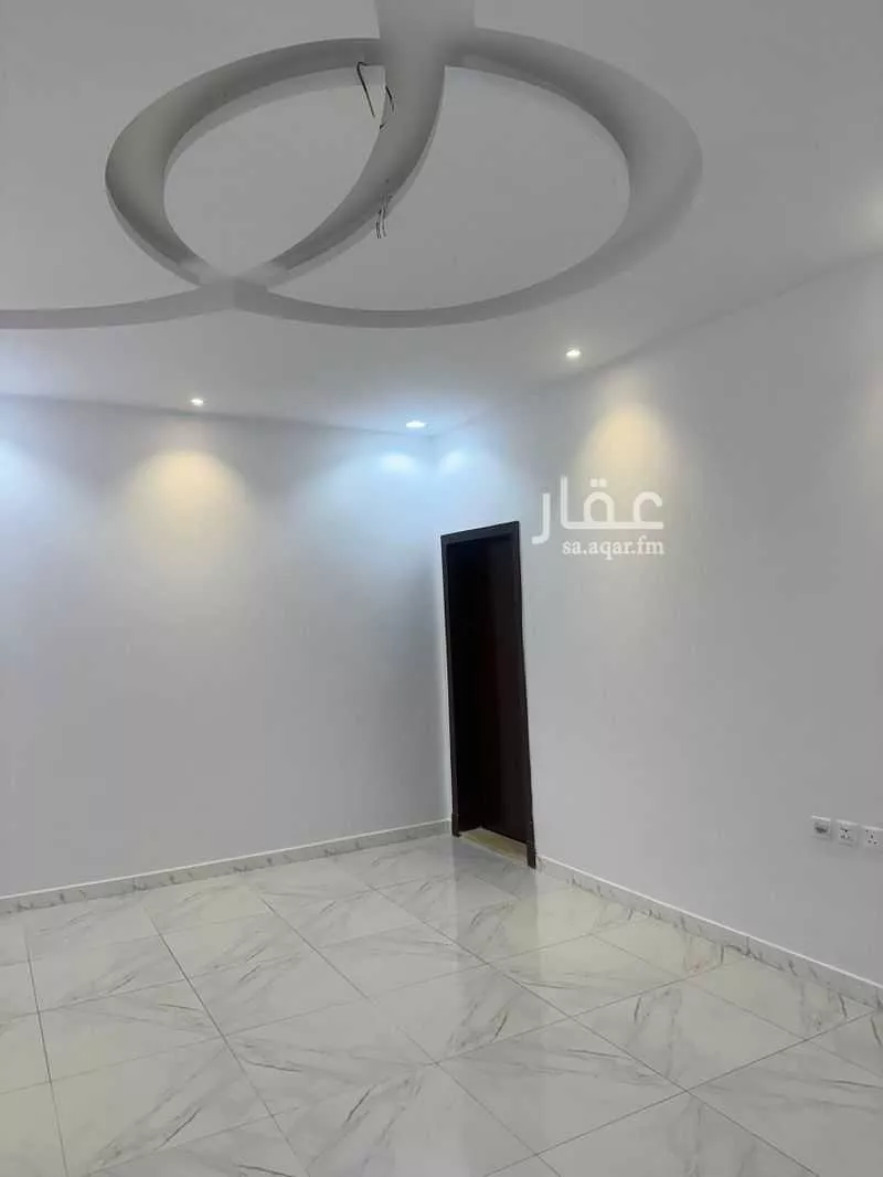 1 bedroom floor in Al Falah 5