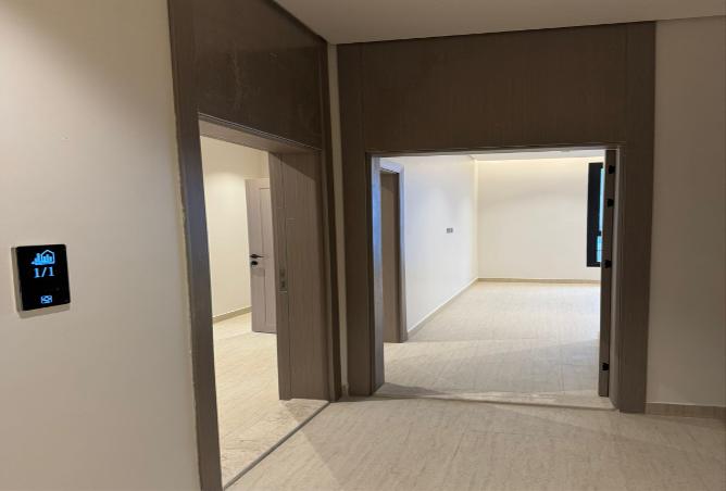 2 bedroom apartment in Al Rawdah 2