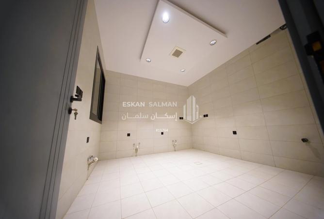 5 bedroom apartment in Al Marwa 3