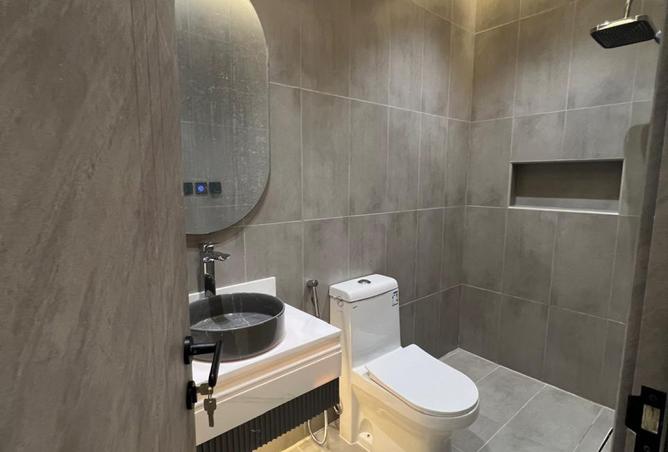 3 bedroom apartment in Al Naeem 2