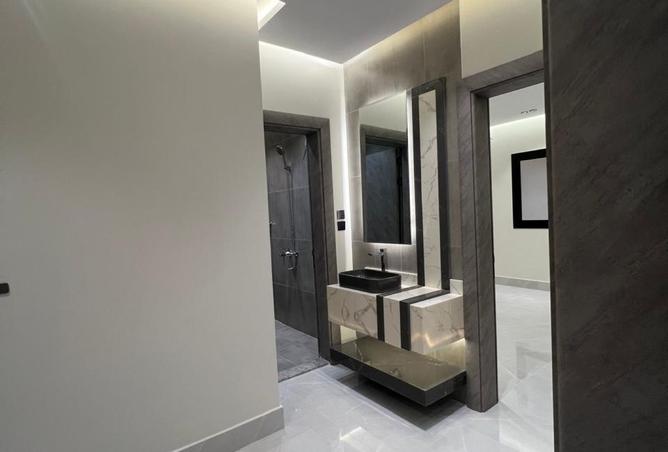 3 bedroom apartment in Al Naeem 3