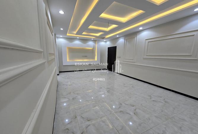 4 bedroom apartment in Mraykh 2