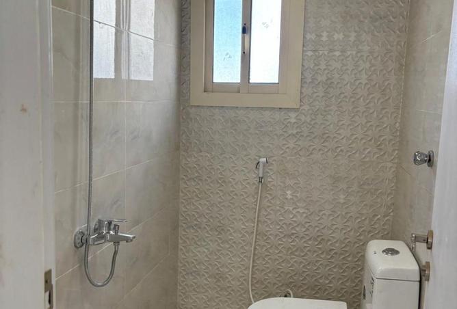 4 bedroom apartment in Mraykh 2